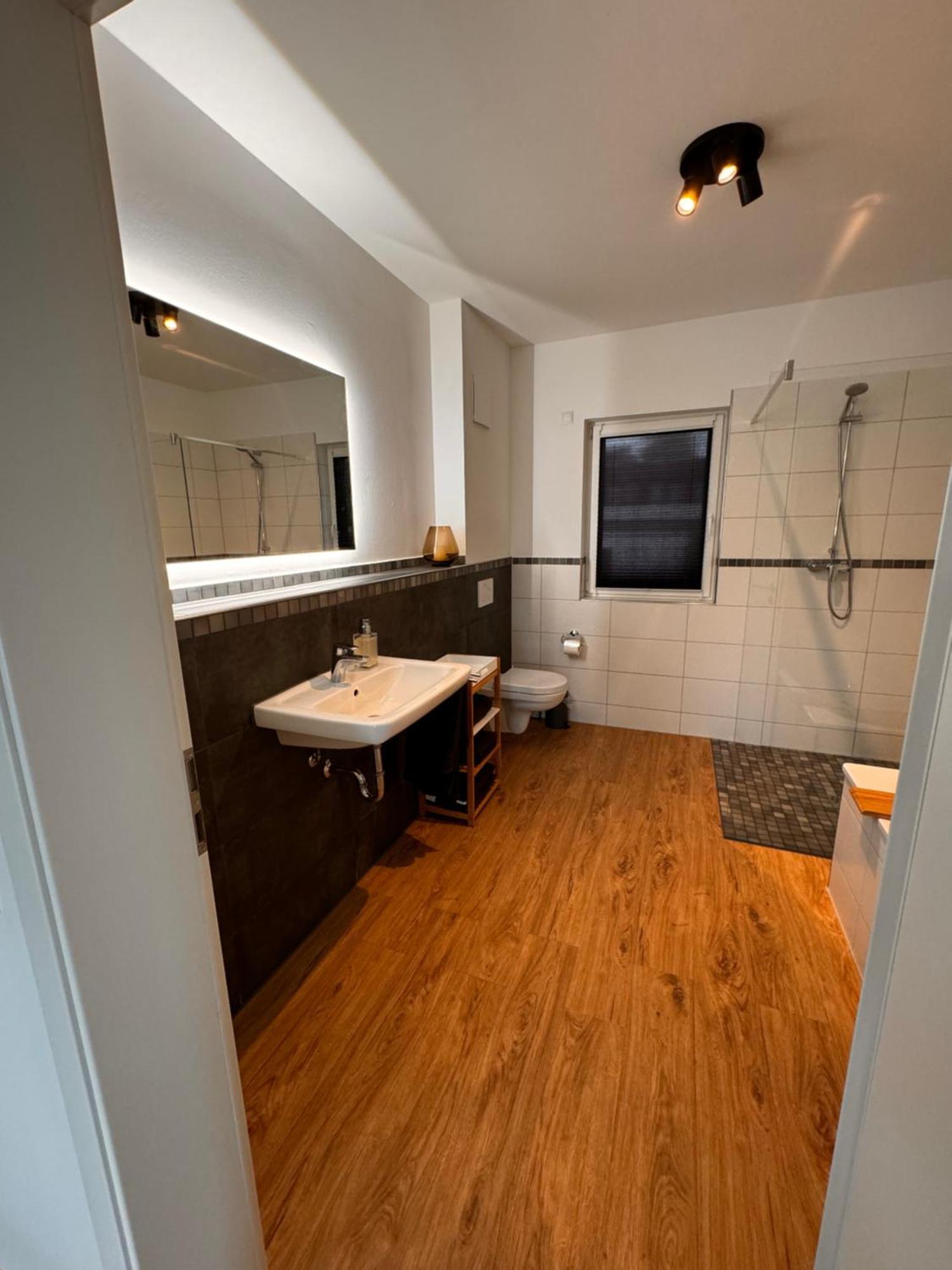 Traumhafter Ausblick, Modern Mit Komfort Und Stil Hardert Esterno foto